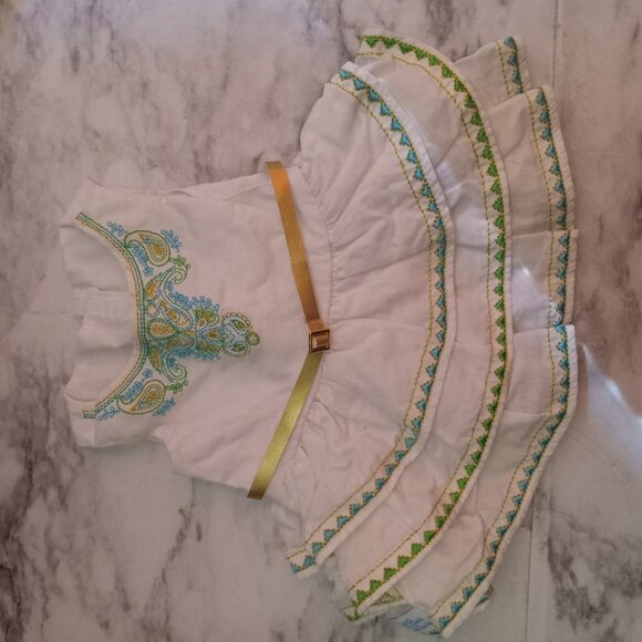 American girl Lea's Celebration Outfit - Picture 5 of 8